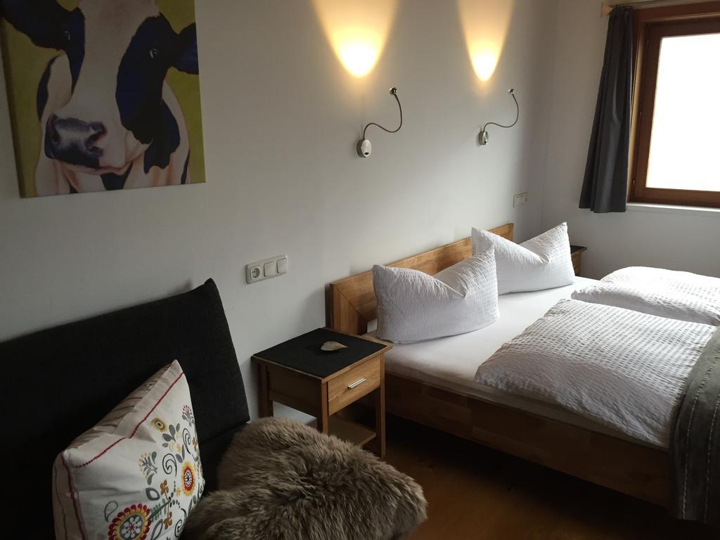Mama Kaethe - Apartments Nenzing Habitación foto